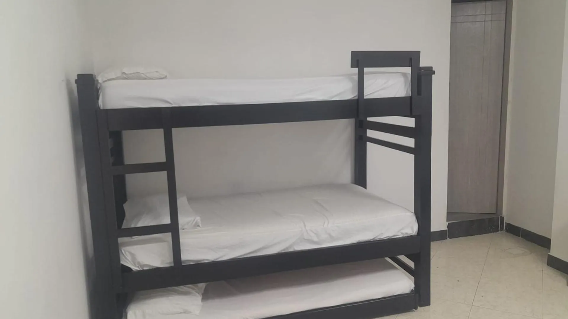 Emporium Hotel Serymar Laureles 70 Medellin 3*,  Colombia